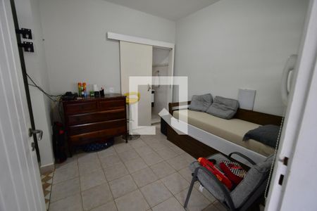 Casa à venda com 280m², 4 quartos e 3 vagasBanheiro