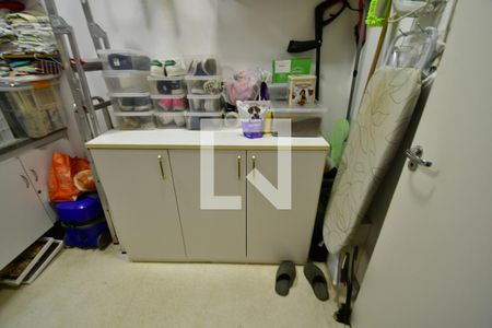 Casa à venda com 280m², 4 quartos e 3 vagasDespensa