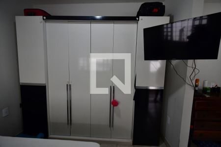 Casa à venda com 280m², 4 quartos e 3 vagasQuarto 