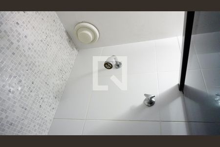 Apartamento à venda com 78m², 2 quartos e 1 vagaBanheiro Social