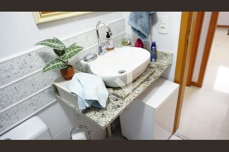 Apartamento à venda com 78m², 2 quartos e 1 vagaBanheiro Social