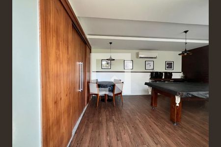 Apartamento à venda com 78m², 2 quartos e 1 vagaÁrea comum