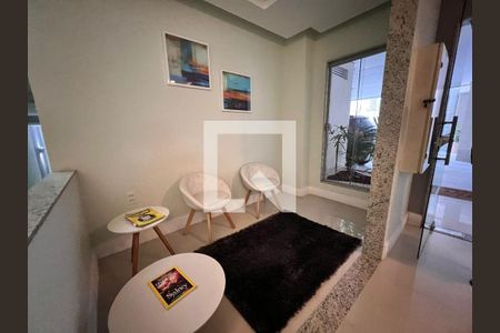 Apartamento à venda com 78m², 2 quartos e 1 vagaÁrea comum