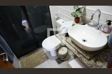 Apartamento à venda com 78m², 2 quartos e 1 vagaBanheiro Social