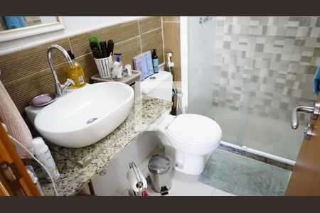 Apartamento à venda com 78m², 2 quartos e 1 vagaBanheiro Suite