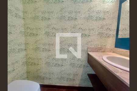 Apartamento à venda com 230m², 5 quartos e 3 vagas Apartamento à venda com 230m², 5 quartos e 3 vagasLavabo