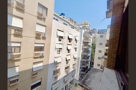 Apartamento à venda com 230m², 5 quartos e 3 vagas Apartamento à venda com 230m², 5 quartos e 3 vagasQuarto 3 vista