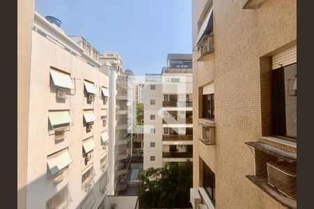 Apartamento à venda com 230m², 5 quartos e 3 vagas Apartamento à venda com 230m², 5 quartos e 3 vagasSuíte master vista