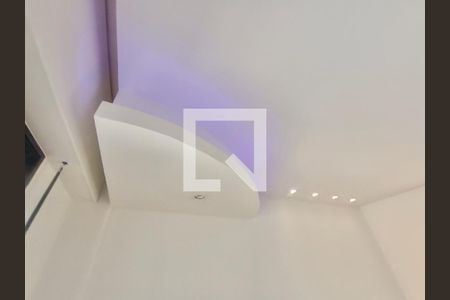 Apartamento à venda com 230m², 5 quartos e 3 vagas Apartamento à venda com 230m², 5 quartos e 3 vagasSuíte