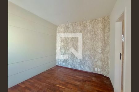 Apartamento à venda com 230m², 5 quartos e 3 vagas Apartamento à venda com 230m², 5 quartos e 3 vagasSuíte master