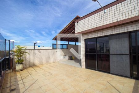 Apartamento à venda com 350m², 4 quartos e 2 vagasCobertura