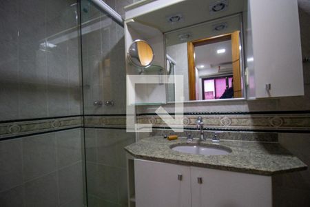 Apartamento à venda com 350m², 4 quartos e 2 vagasBanheiro da Suíte 3