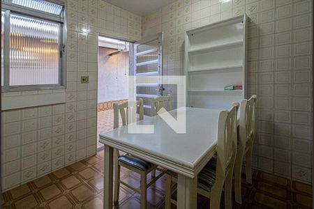 Casa à venda com 470m², 3 quartos e 4 vagasSalão de Festas - Cozinha