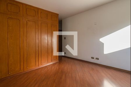 Casa à venda com 470m², 3 quartos e 4 vagasSuíte
