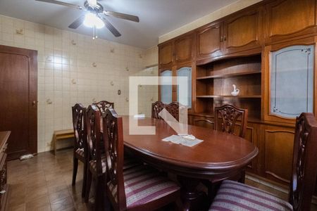 Casa à venda com 470m², 3 quartos e 4 vagasCopa