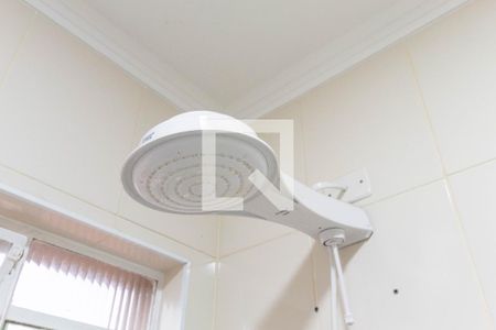 Casa à venda com 250m², 3 quartos e 2 vagas Casa à venda com 250m², 3 quartos e 2 vagasChuveiro