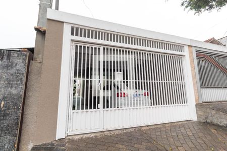 Casa à venda com 250m², 3 quartos e 2 vagas Casa à venda com 250m², 3 quartos e 2 vagasFachada