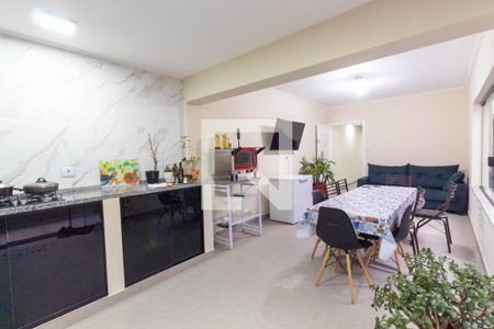 Casa à venda com 250m², 3 quartos e 2 vagas Casa à venda com 250m², 3 quartos e 2 vagasÁrea gourmet