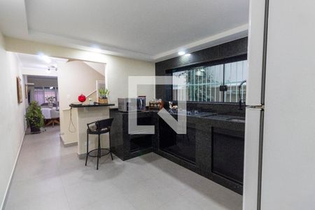 Casa à venda com 250m², 3 quartos e 2 vagas Casa à venda com 250m², 3 quartos e 2 vagasCozinha