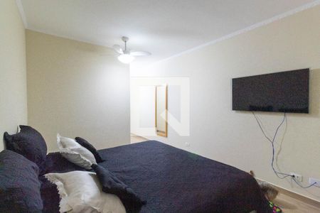 Casa à venda com 250m², 3 quartos e 2 vagas Casa à venda com 250m², 3 quartos e 2 vagasQuarto Suíte