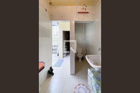 Casa à venda com 160m², 3 quartos e 3 vagas Casa à venda com 160m², 3 quartos e 3 vagasÁrea de Serviço