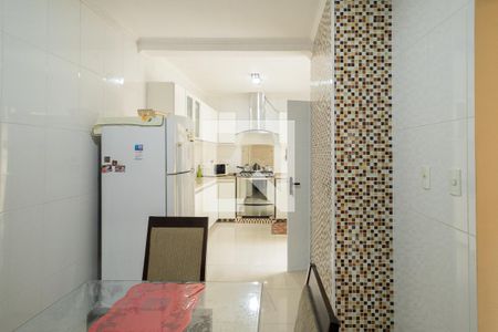 Casa à venda com 160m², 3 quartos e 3 vagas Casa à venda com 160m², 3 quartos e 3 vagasCopa