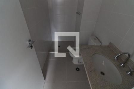 Apartamento à venda com 79m², 3 quartos e 1 vaga Apartamento à venda com 79m², 3 quartos e 1 vagaBanheiro