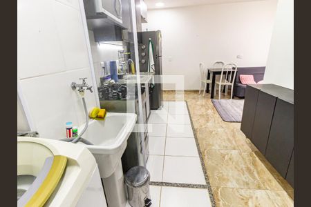 Apartamento à venda com 41m², 2 quartos e 1 vagaCozinha e Área de Serviço