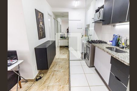 Apartamento à venda com 41m², 2 quartos e 1 vagaCozinha e Área de Serviço