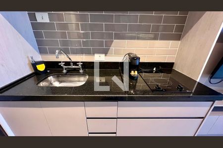 Studio para alugar com 33m², 1 quarto e 1 vaga Studio para alugar com 33m², 1 quarto e 1 vagaCozinha