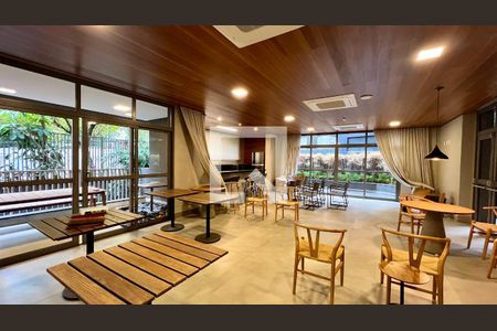 Studio para alugar com 33m², 1 quarto e 1 vaga Studio para alugar com 33m², 1 quarto e 1 vagaÁrea comum - Salão de festas