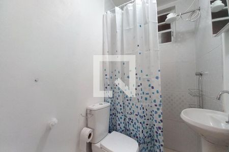 Banheiro de apartamento para alugar com 1 quarto, 40m² em Centro, Campinas