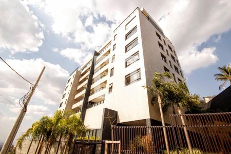 Apartamento à venda com 225m², 4 quartos e 4 vagasFachada