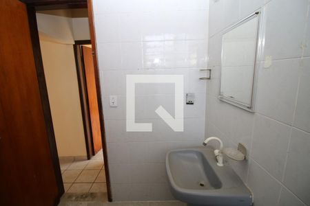 Apartamento à venda com 81m², 2 quartos e sem vagaBanheiro