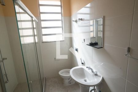 Apartamento à venda com 109m², 3 quartos e sem vaga Apartamento à venda com 109m², 3 quartos e sem vagaBanheiro 1