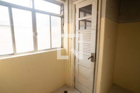 Apartamento à venda com 109m², 3 quartos e sem vaga Apartamento à venda com 109m², 3 quartos e sem vagaÁrea de Serviço