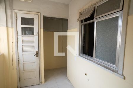 Apartamento à venda com 109m², 3 quartos e sem vaga Apartamento à venda com 109m², 3 quartos e sem vagaÁrea de Serviço