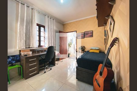 Casa à venda com 442m², 3 quartos e 3 vagasQuarto 2