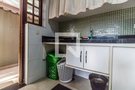 Casa de condomínio para alugar com 385m², 4 quartos e 3 vagas Casa de condomínio para alugar com 385m², 4 quartos e 3 vagasÁrea de Serviço