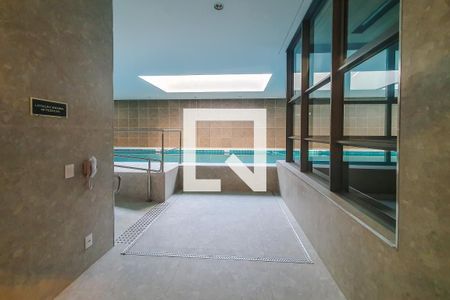 Apartamento à venda com 120m², 3 quartos e 2 vagas Apartamento à venda com 120m², 3 quartos e 2 vagasPiscina coberta