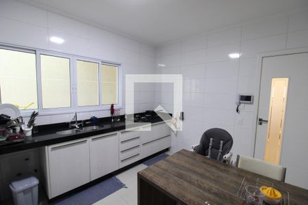 Casa à venda com 148m², 4 quartos e 2 vagasCozinha