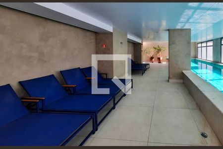 Apartamento à venda com 25m², 1 quarto e sem vagaÁrea comum - Piscina