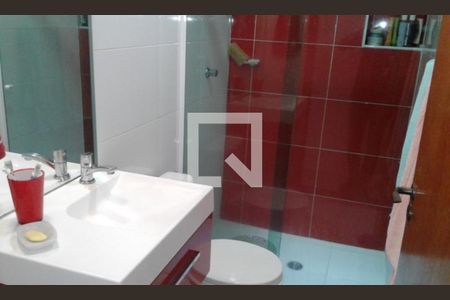 Casa à venda com 145m², 3 quartos e 4 vagas