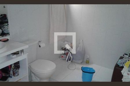 Casa à venda com 145m², 3 quartos e 4 vagas