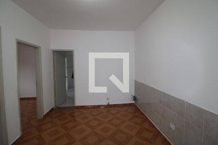 Sala de casa para alugar com 2 quartos, 112m² em Santa Teresinha, São Paulo