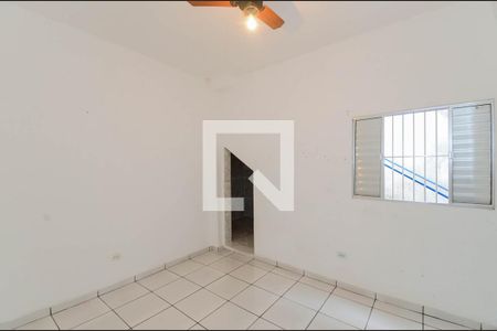 Casa à venda com 125m², 2 quartos e 2 vagasQuarto - Edícula 