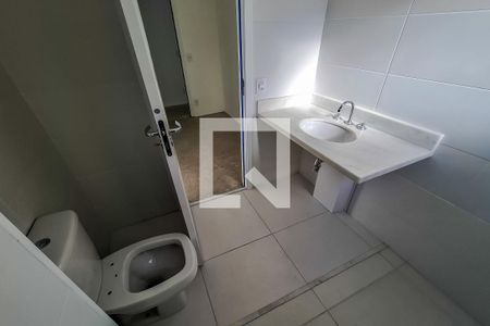 Apartamento à venda com 75m², 2 quartos e 1 vagaBanheiro suíte 2