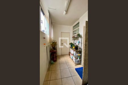 Apartamento à venda com 152m², 3 quartos e 1 vagaÁrea de Serviço