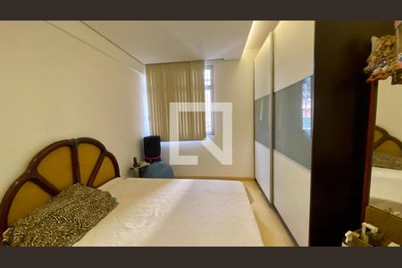 Apartamento à venda com 152m², 3 quartos e 1 vagaQuarto 2