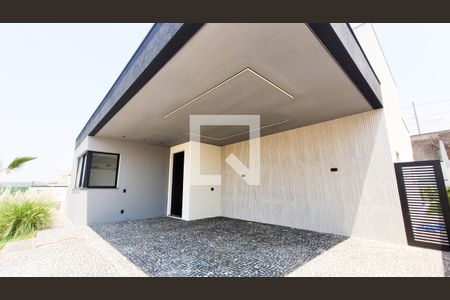 Casa de condomínio à venda com 280m², 4 quartos e 3 vagas Casa de condomínio à venda com 280m², 4 quartos e 3 vagasGaragem